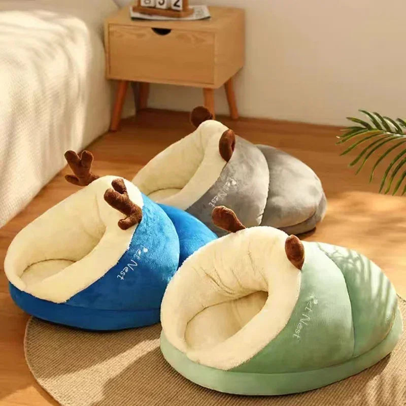 Nature-Cocoon Plush Dog Nest