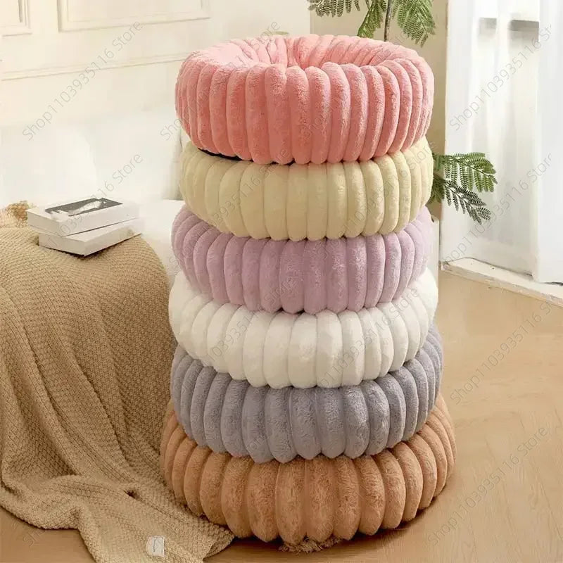Plush-Corded Round Dog Bed